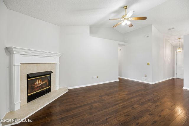 3277 AVALON Drive, Green Cove Springs, FL 32043