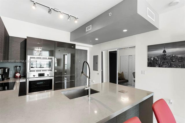 1080 Brickell Avenue 4103, Miami, FL 33131