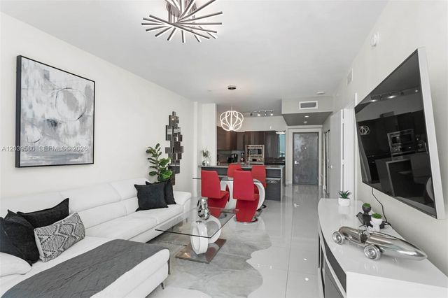 1080 Brickell Avenue 4103, Miami, FL 33131