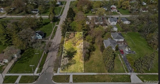 3261 Sheridan Avenue, Saginaw, MI 48601