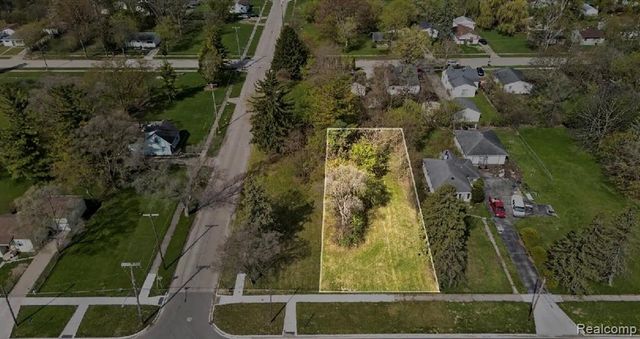 3261 Sheridan Avenue, Saginaw, MI 48601
