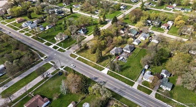 3261 Sheridan Avenue, Saginaw, MI 48601