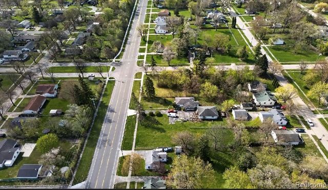 3261 Sheridan Avenue, Saginaw, MI 48601