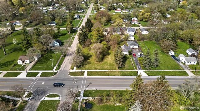 3261 Sheridan Avenue, Saginaw, MI 48601