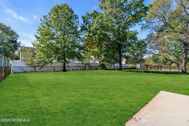 30 Pine Tree Drive, Colonia, NJ 07067