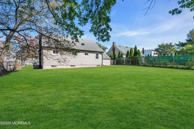30 Pine Tree Drive, Colonia, NJ 07067