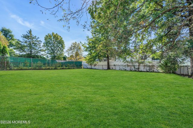 30 Pine Tree Drive, Colonia, NJ 07067