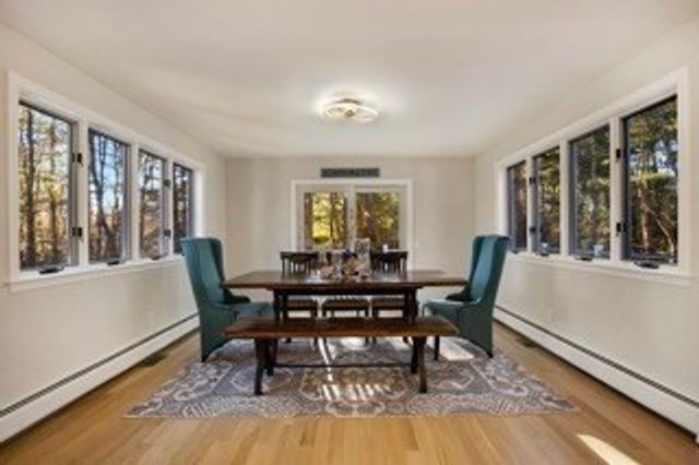 170 Forest Hills Rd, Barnstable, MA 02635