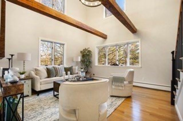 170 Forest Hills Rd, Barnstable, MA 02635