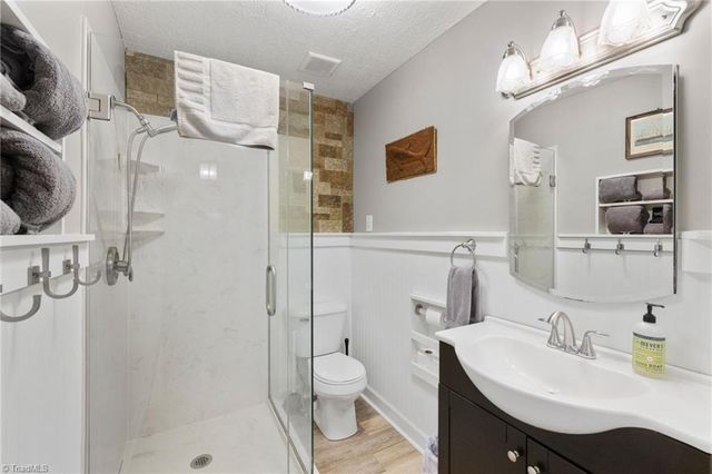 579 Riverview Drive, Lexington, NC 27292