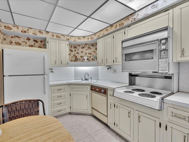 3300 NE 36th Street 516, Fort Lauderdale, FL 33308