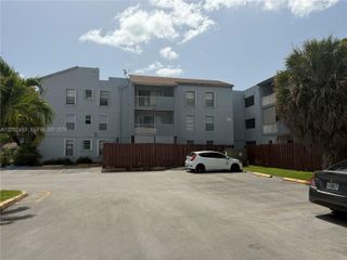 6095 W 18th Avenue S306, Hialeah, FL 33012