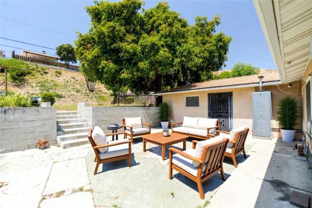 2477 Richelieu Avenue, Los Angeles, CA 90032
