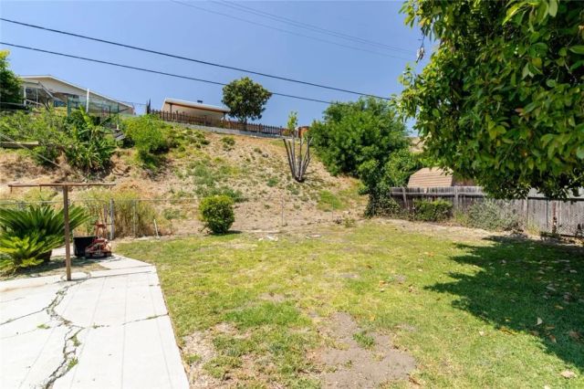 2477 Richelieu Avenue, Los Angeles, CA 90032