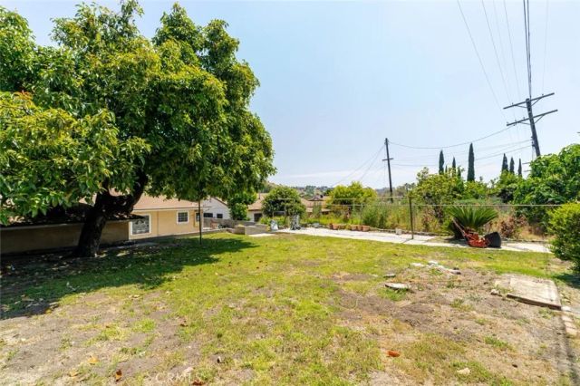 2477 Richelieu Avenue, Los Angeles, CA 90032