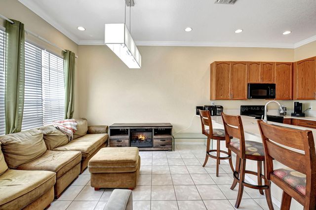 608 NW 25TH Avenue, Boynton Beach, FL 33426