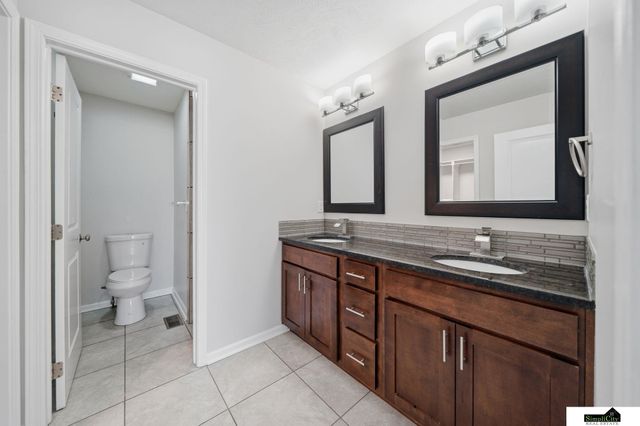 9921 Sweet Water Road, Lincoln, NE 68527