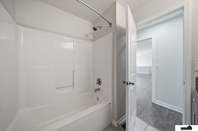 9921 Sweet Water Road, Lincoln, NE 68527