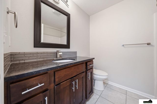 9921 Sweet Water Road, Lincoln, NE 68527