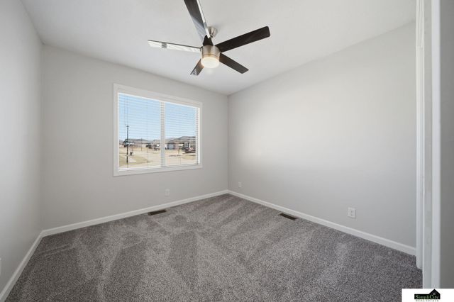 9921 Sweet Water Road, Lincoln, NE 68527