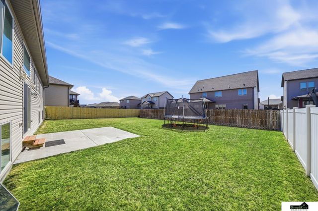 9921 Sweet Water Road, Lincoln, NE 68527