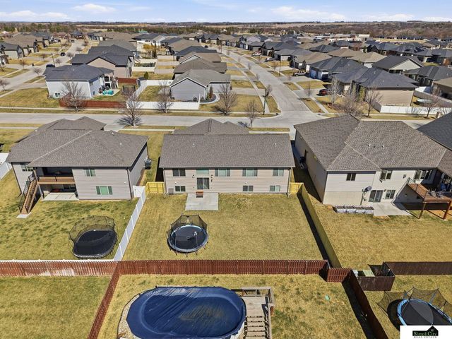 9921 Sweet Water Road, Lincoln, NE 68527