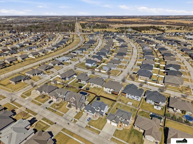 9921 Sweet Water Road, Lincoln, NE 68527