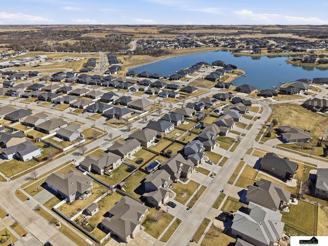 9921 Sweet Water Road, Lincoln, NE 68527