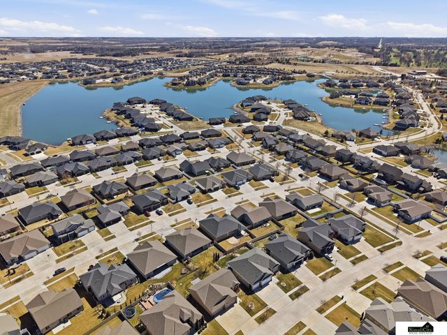 9921 Sweet Water Road, Lincoln, NE 68527