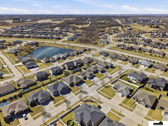 9921 Sweet Water Road, Lincoln, NE 68527