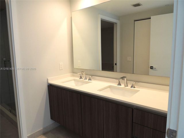 488 NE 18th Street 3104, Miami, FL 33132