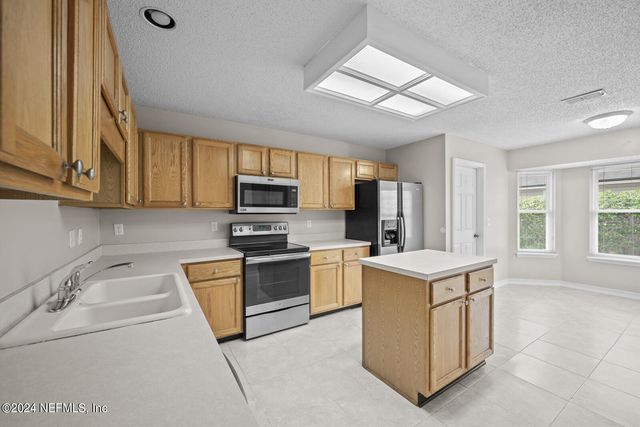 4736 KERNAN MILL Lane E, Jacksonville, FL 32224