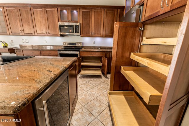 960 W MYRTLE Drive, Chandler, AZ 85248