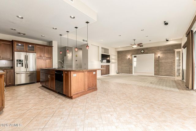 960 W MYRTLE Drive, Chandler, AZ 85248