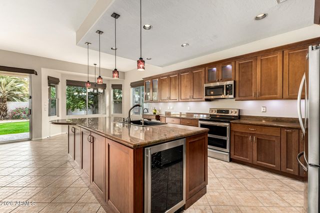 960 W MYRTLE Drive, Chandler, AZ 85248