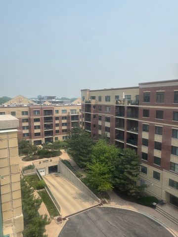 11 S Wille Street 705, Mount Prospect, IL 60056