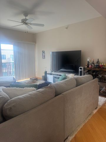 11 S Wille Street 705, Mount Prospect, IL 60056