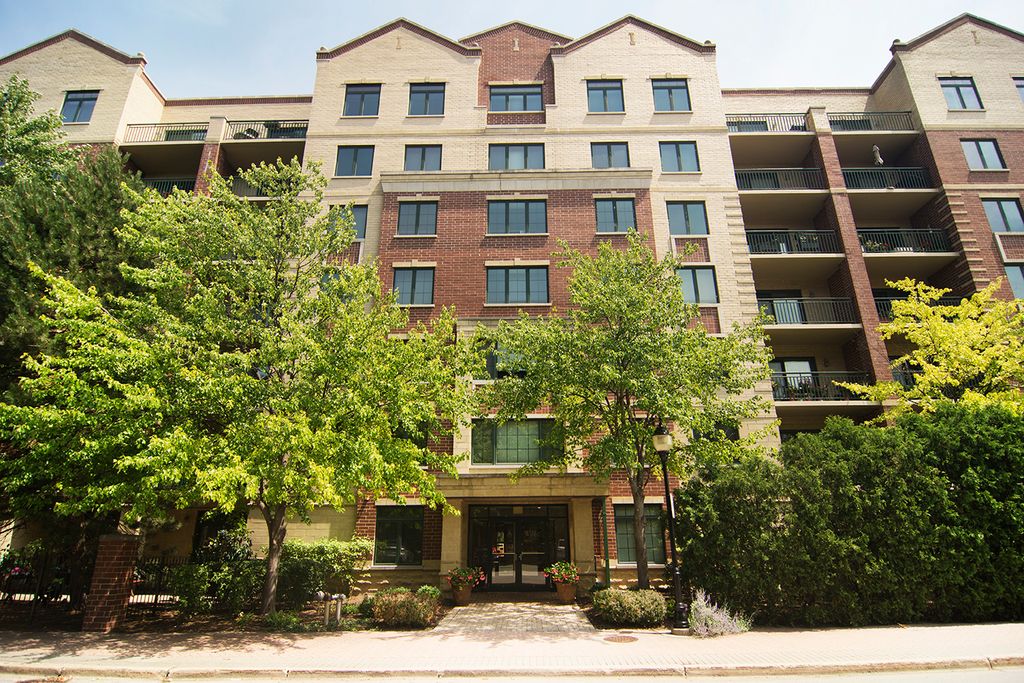 11 S Wille Street 705, Mount Prospect, IL 60056