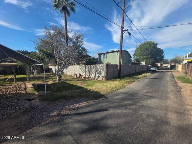 8254 W MADISON Street, Peoria, AZ 85345