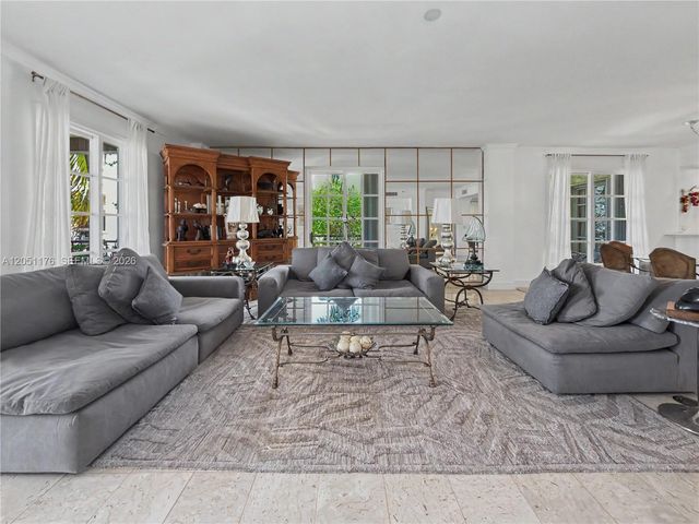 2124 Fisher Island Dr 2124, Miami Beach, FL 33109