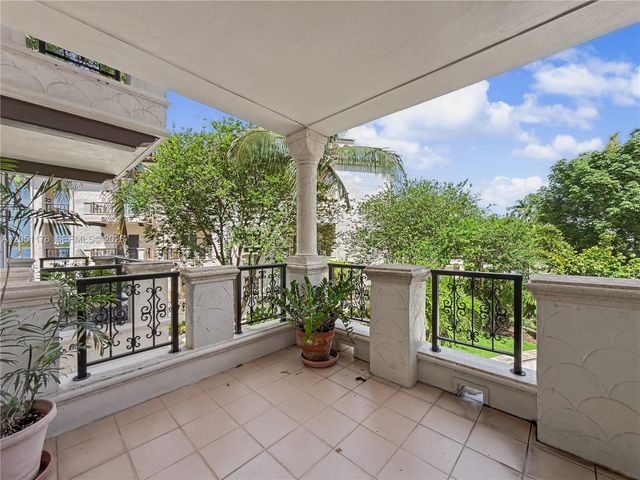 2124 Fisher Island Dr 2124, Miami Beach, FL 33109