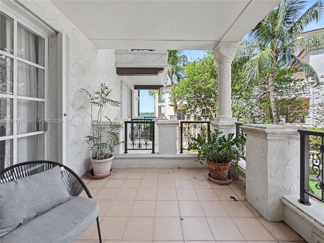 2124 Fisher Island Dr 2124, Miami Beach, FL 33109