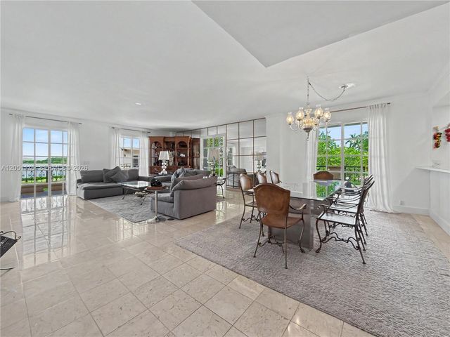 2124 Fisher Island Dr 2124, Miami Beach, FL 33109