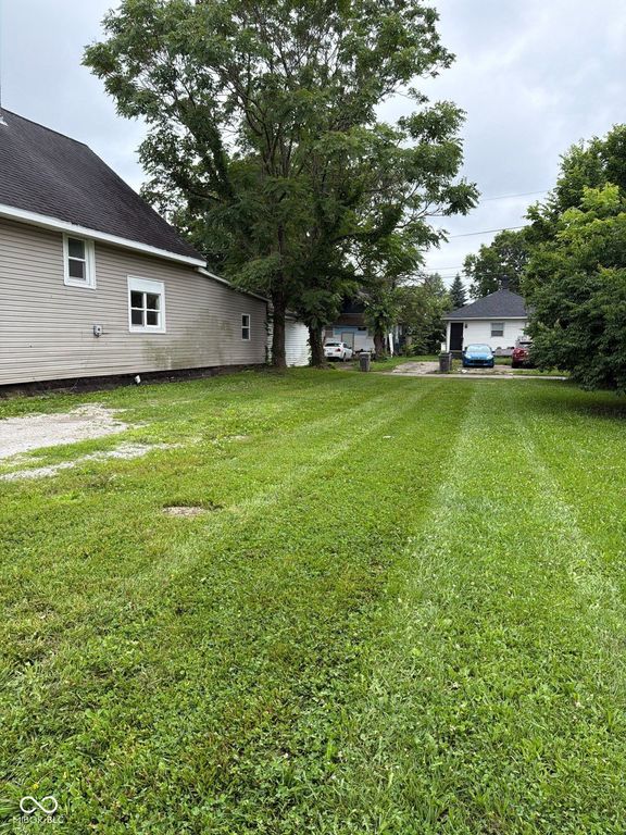 1122 N Mount Street, Indianapolis, IN 46222