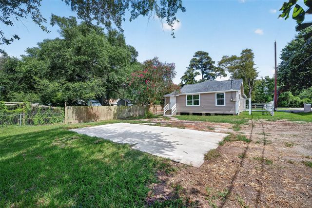 106 S 9th Street, Houston, TX 77562