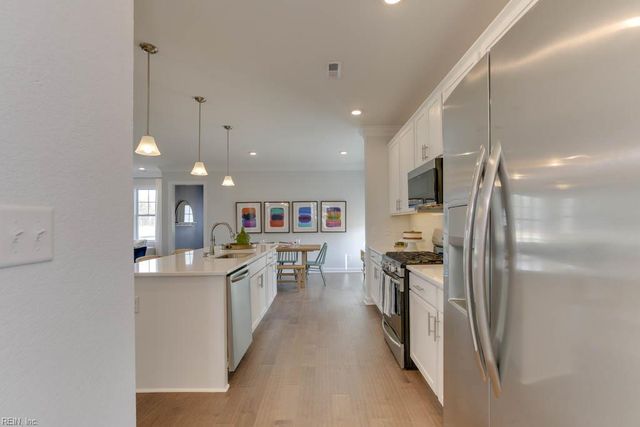 2200 Captiva LN, Chesapeake, VA 23321