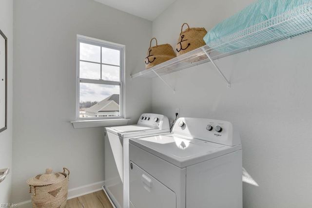 2200 Captiva LN, Chesapeake, VA 23321