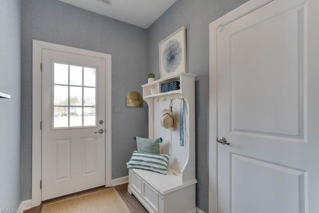 2200 Captiva LN, Chesapeake, VA 23321