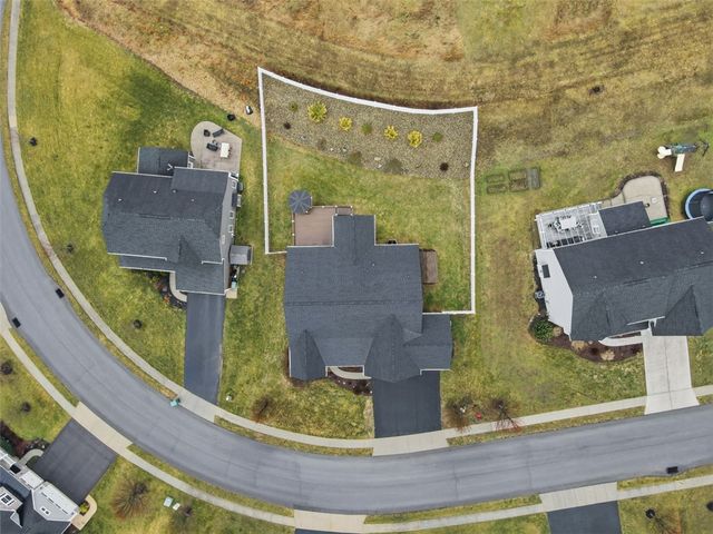 139 Olivia Avenue, Adams Twp, PA 16046