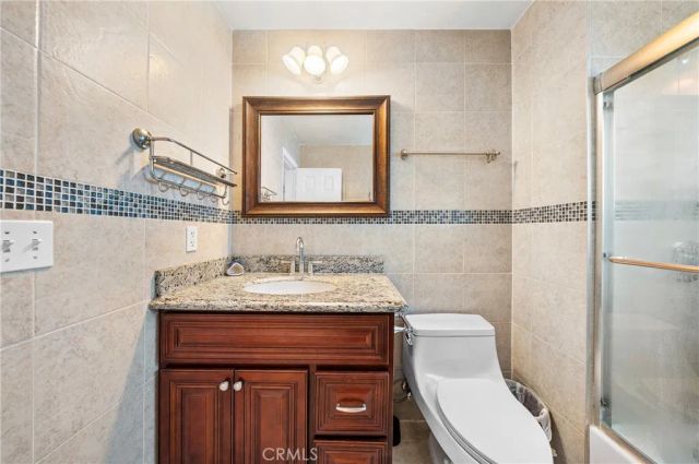 517 N Soldano, Azusa, CA 91702